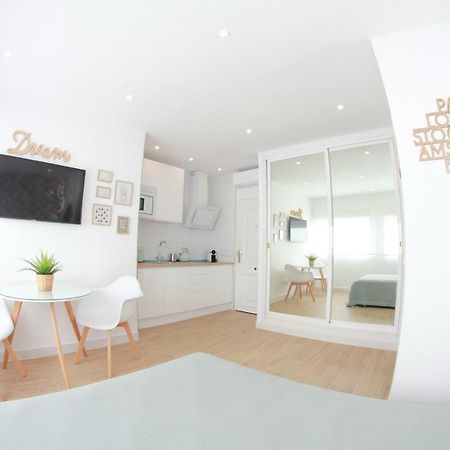 สตูดิโอ อพาร์ตเมนต์ 1 ห้องน้ำส่วนตัว ขนาด 25 ตร.ม. – กลางเมืองตอเรโมลีโนส Apartment ตอร์เรโมลิโนส ภายนอก รูปภาพ