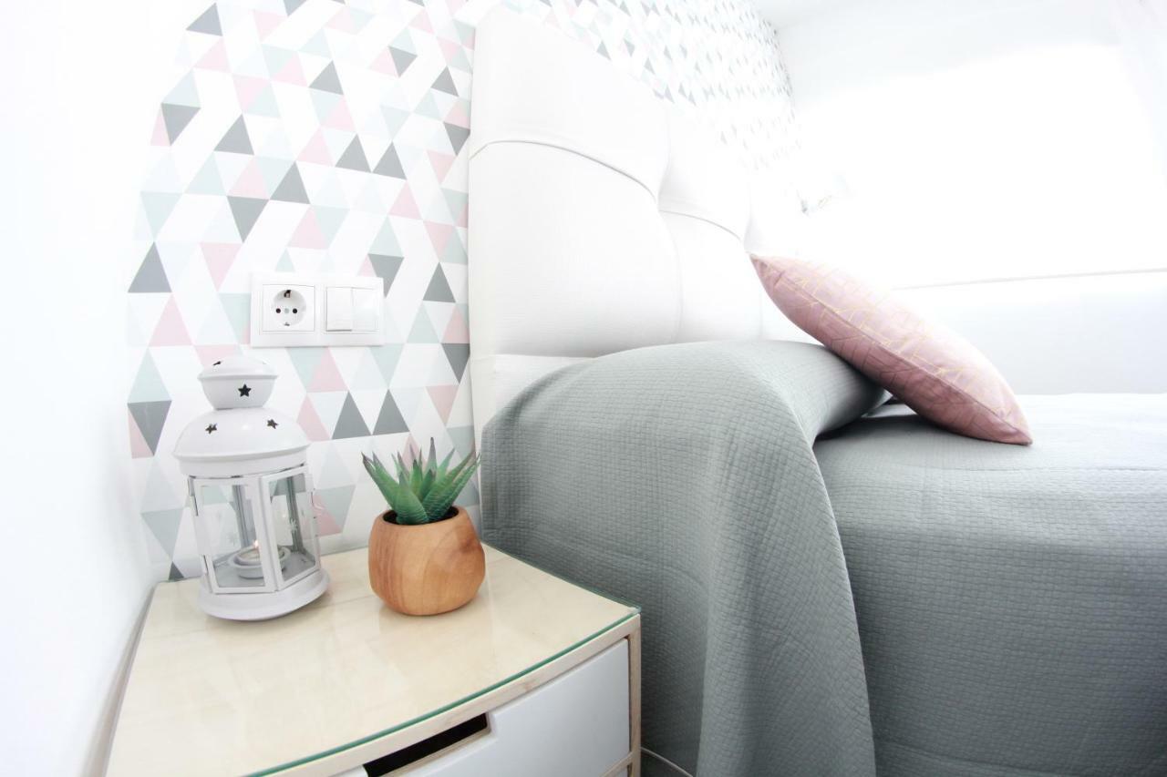 สตูดิโอ อพาร์ตเมนต์ 1 ห้องน้ำส่วนตัว ขนาด 25 ตร.ม. – กลางเมืองตอเรโมลีโนส Apartment ตอร์เรโมลิโนส ภายนอก รูปภาพ