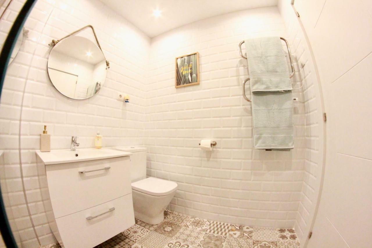สตูดิโอ อพาร์ตเมนต์ 1 ห้องน้ำส่วนตัว ขนาด 25 ตร.ม. – กลางเมืองตอเรโมลีโนส Apartment ตอร์เรโมลิโนส ภายนอก รูปภาพ