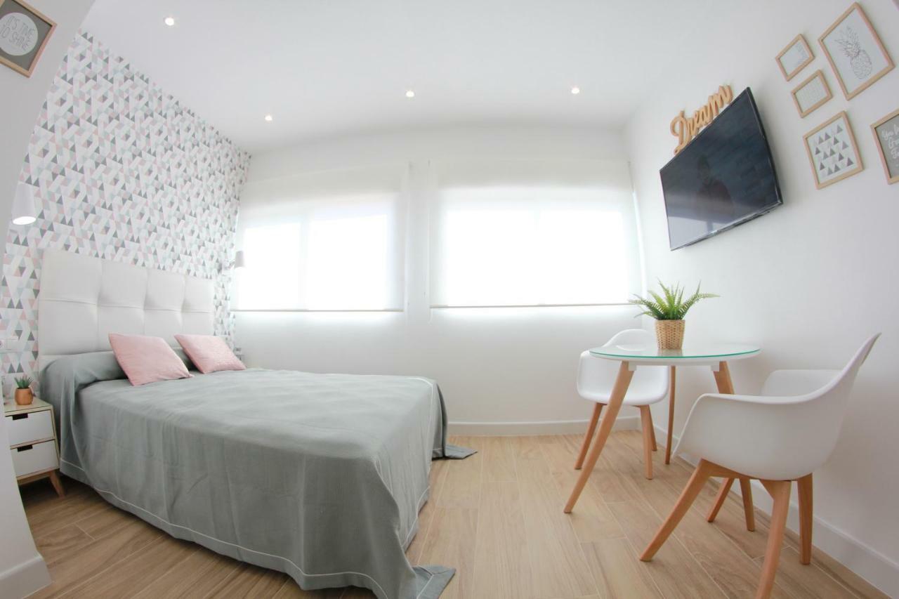 สตูดิโอ อพาร์ตเมนต์ 1 ห้องน้ำส่วนตัว ขนาด 25 ตร.ม. – กลางเมืองตอเรโมลีโนส Apartment ตอร์เรโมลิโนส ภายนอก รูปภาพ
